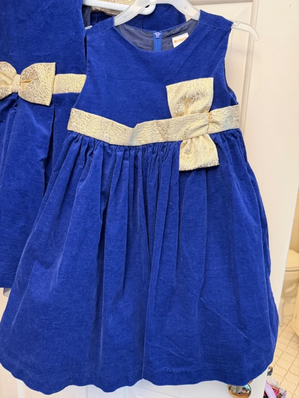 3 Gymboree matching dresses 7,5,3t